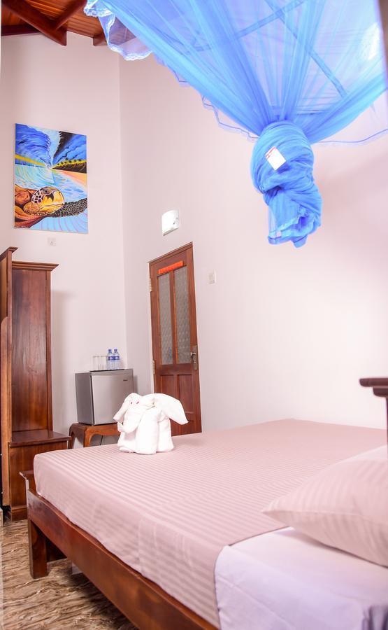 Channa Villa & Tours Bentota Exterior foto